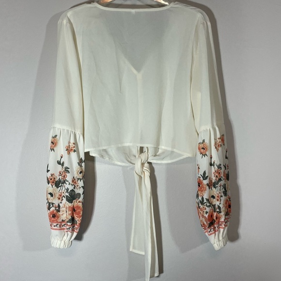 SHEIN Crop Top‎ Blouse - Picture 2 of 6